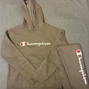 Champion Taupe Joggers Set